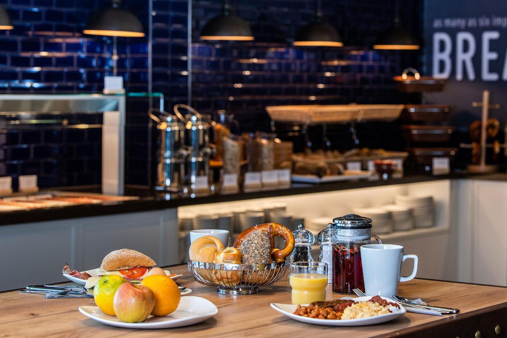 Premier Inn Muenchen City Zentrum Zewnętrze zdjęcie